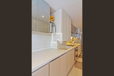 Apartamento à venda com 130m², 3 quartos e 2 vagasÁrea de Serviço