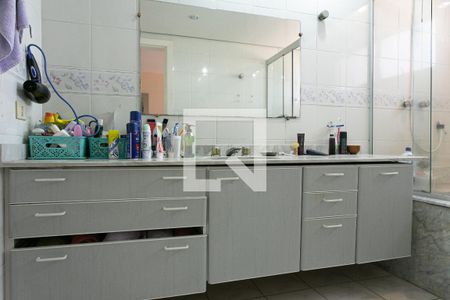 Apartamento à venda com 155m², 3 quartos e 2 vagasBanheiro da Suíte