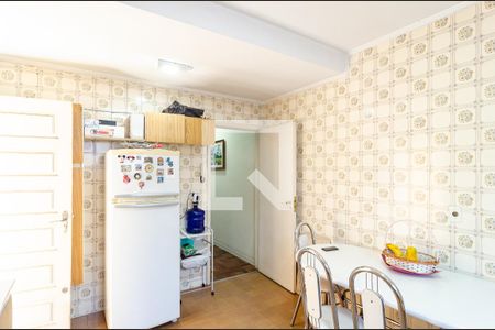 Casa à venda com 199m², 3 quartos e 2 vagas Casa à venda com 199m², 3 quartos e 2 vagasCozinha