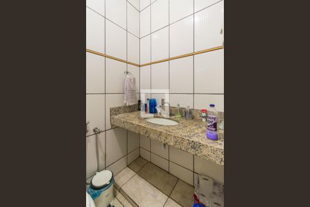 Casa à venda com 135m², 3 quartos e 1 vaga Casa à venda com 135m², 3 quartos e 1 vagaBanheiro da Suíte