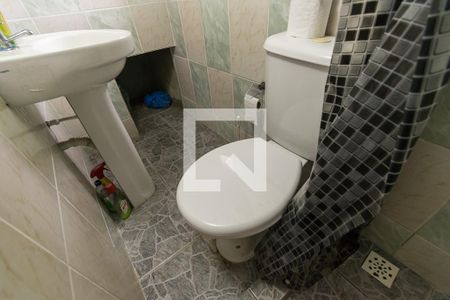 Casa à venda com 135m², 3 quartos e 1 vaga Casa à venda com 135m², 3 quartos e 1 vagaQuarto extra reversível - Banheiro