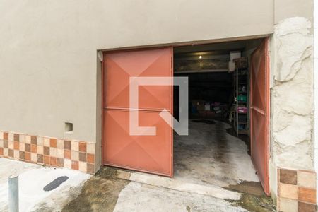 Casa à venda com 135m², 3 quartos e 1 vaga Casa à venda com 135m², 3 quartos e 1 vagaGaragem - Portão