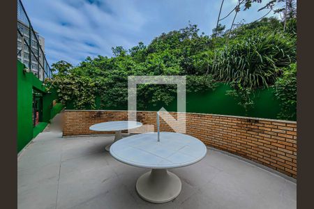 Apartamento para alugar com 113m², 3 quartos e 2 vagas Apartamento para alugar com 113m², 3 quartos e 2 vagasÁrea comum - Churrasqueira