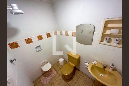 Casa à venda com 650m², 5 quartos e 8 vagasBanheiro