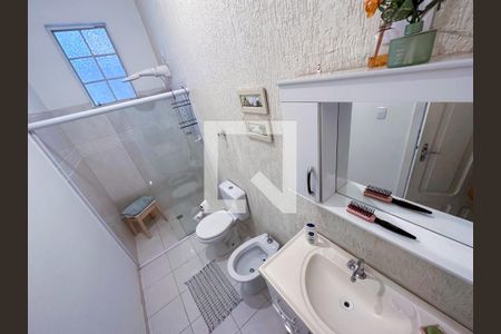 Casa à venda com 650m², 5 quartos e 8 vagasBanheiro 