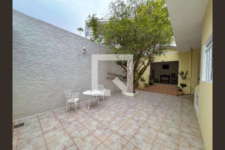 Casa à venda com 650m², 5 quartos e 8 vagasÁrea Externa