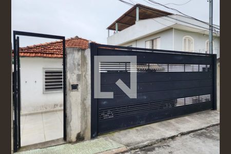 Casa para alugar com 190m², 3 quartos e 3 vagas Casa para alugar com 190m², 3 quartos e 3 vagasFachada
