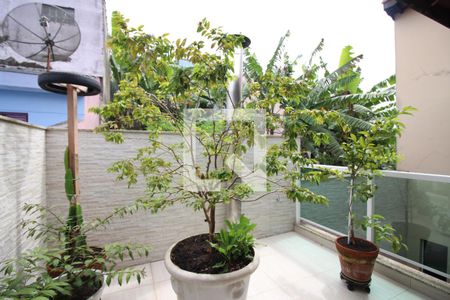 Casa à venda com 196m², 3 quartos e 4 vagasVaranda Quarto 3 