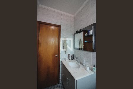 Casa à venda com 196m², 3 quartos e 4 vagasBanheiro Social