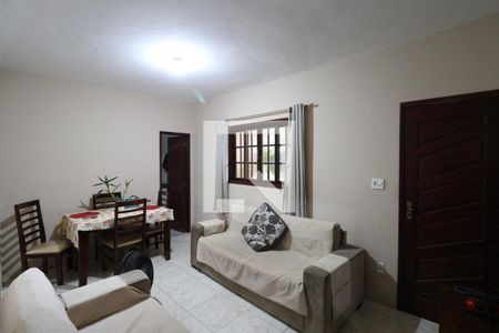 Sala de casa para alugar com 2 quartos, 100m² em Mutua, São Gonçalo