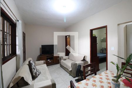 Sala de casa para alugar com 2 quartos, 100m² em Mutua, São Gonçalo