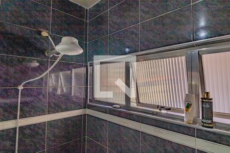 Casa à venda com 300m², 3 quartos e 3 vagas Casa à venda com 300m², 3 quartos e 3 vagasBanheiro