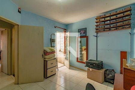 Casa à venda com 300m², 3 quartos e 3 vagas Casa à venda com 300m², 3 quartos e 3 vagasQuarto 2