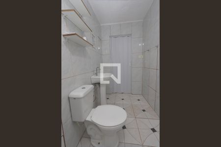 Banheiro de casa para alugar com 1 quarto, 80m² em Jardim Marília, São Paulo