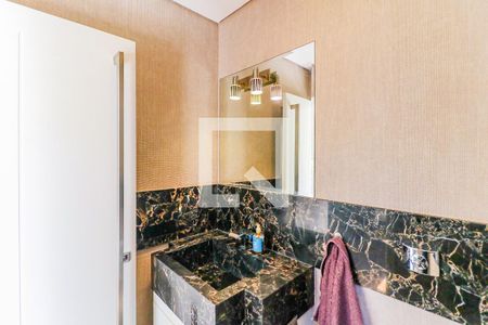 Casa à venda com 343m², 4 quartos e 6 vagas Casa à venda com 343m², 4 quartos e 6 vagasLavabo