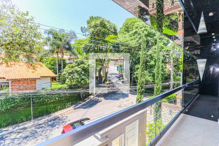 Casa à venda com 343m², 4 quartos e 6 vagas Casa à venda com 343m², 4 quartos e 6 vagasVaranda Suíte 1