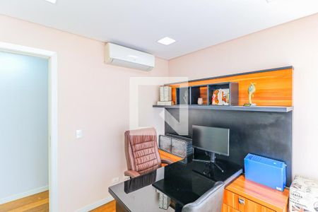 Casa à venda com 343m², 4 quartos e 6 vagas Casa à venda com 343m², 4 quartos e 6 vagasSuíte 2