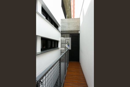 Casa à venda com 330m², 4 quartos e 5 vagasÁrea de Serviço