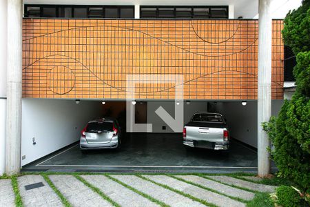 Casa à venda com 330m², 4 quartos e 5 vagasGaragem