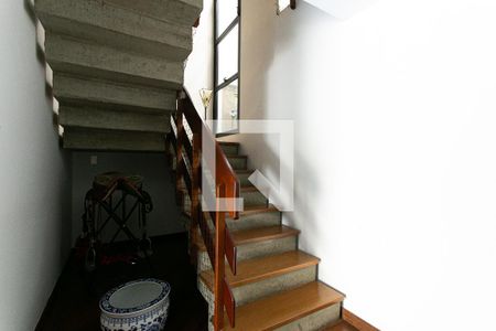 Casa à venda com 330m², 4 quartos e 5 vagasEntrada Social