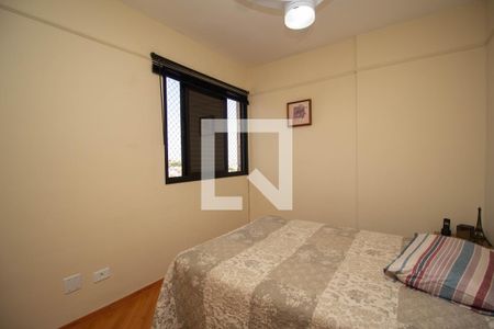 Apartamento à venda com 98m², 3 quartos e 2 vagasQuarto 2 