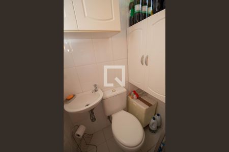 Apartamento à venda com 98m², 3 quartos e 2 vagasBanheiro de Serviço