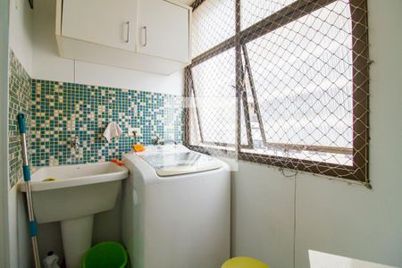 Apartamento à venda com 64m², 2 quartos e 1 vagaÁrea de Serviço