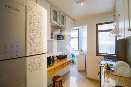 Apartamento à venda com 64m², 2 quartos e 1 vagaCozinha