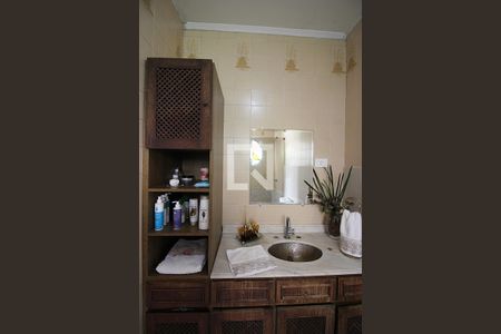 Casa à venda com 276m², 3 quartos e 2 vagasQuarto 1 - Suíte Banheiro