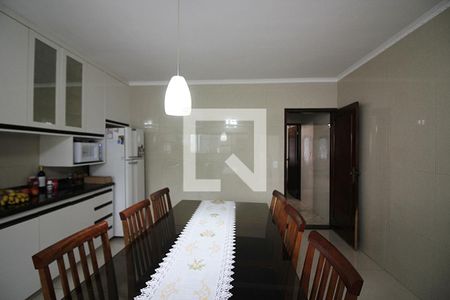 Casa à venda com 276m², 3 quartos e 2 vagasCozinha