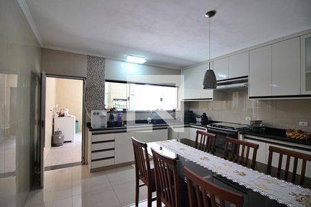 Casa à venda com 276m², 3 quartos e 2 vagasCozinha