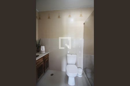 Casa à venda com 276m², 3 quartos e 2 vagasQuarto 1 - Suíte Banheiro