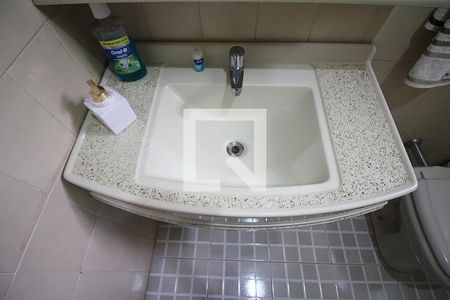 Casa à venda com 276m², 3 quartos e 2 vagasBanheiro Social