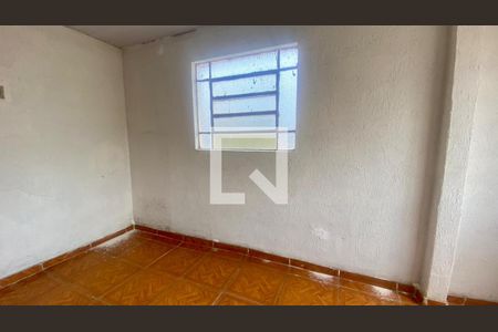 Casa à venda com 195m², 4 quartos e 2 vagas Casa à venda com 195m², 4 quartos e 2 vagasQuarto