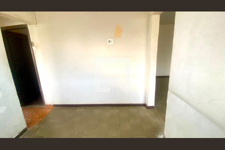 Casa à venda com 195m², 4 quartos e 2 vagas Casa à venda com 195m², 4 quartos e 2 vagasCozinha