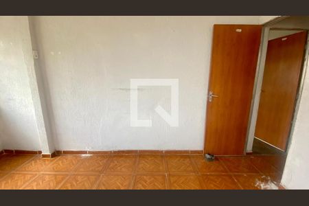 Casa à venda com 195m², 4 quartos e 2 vagas Casa à venda com 195m², 4 quartos e 2 vagasQuarto