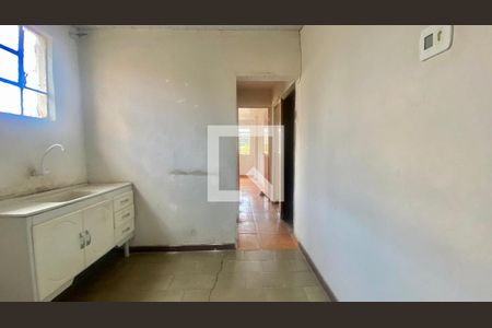 Casa à venda com 195m², 4 quartos e 2 vagas Casa à venda com 195m², 4 quartos e 2 vagasCozinha