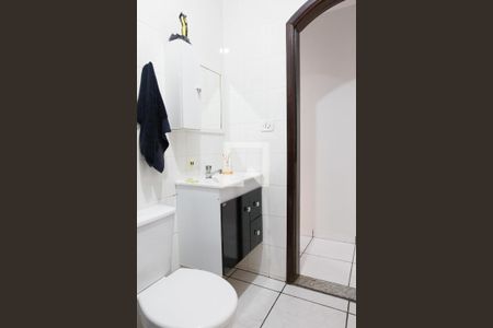 Casa à venda com 230m², 3 quartos e 6 vagas Casa à venda com 230m², 3 quartos e 6 vagasBanheiro Social