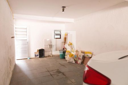 Casa à venda com 230m², 3 quartos e 6 vagas Casa à venda com 230m², 3 quartos e 6 vagasGaragem