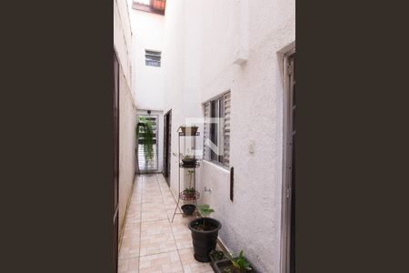 Casa à venda com 230m², 3 quartos e 6 vagas Casa à venda com 230m², 3 quartos e 6 vagasQuintal