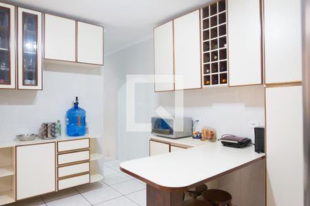 Casa à venda com 230m², 3 quartos e 6 vagas Casa à venda com 230m², 3 quartos e 6 vagasCozinha