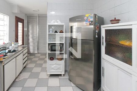 Casa à venda com 250m², 2 quartos e 1 vaga Casa à venda com 250m², 2 quartos e 1 vagaCozinha