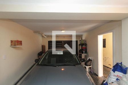 Casa à venda com 250m², 2 quartos e 1 vaga Casa à venda com 250m², 2 quartos e 1 vagaGaragem