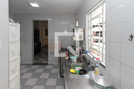 Casa à venda com 250m², 2 quartos e 1 vaga Casa à venda com 250m², 2 quartos e 1 vagaCozinha