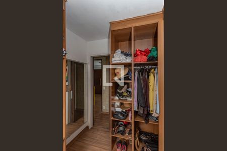 Apartamento à venda com 80m², 3 quartos e 2 vagasQuarto 2