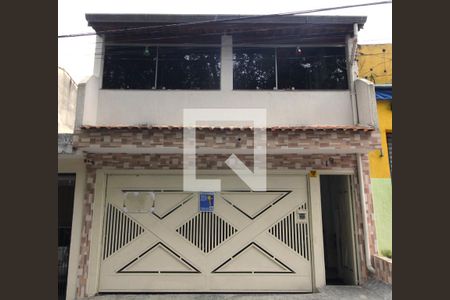 Casa à venda com 140m², 2 quartos e 2 vagasFachada