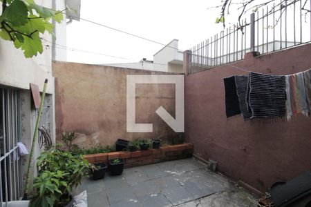 Casa à venda com 140m², 2 quartos e 2 vagasÁrea de Serviço/quintal