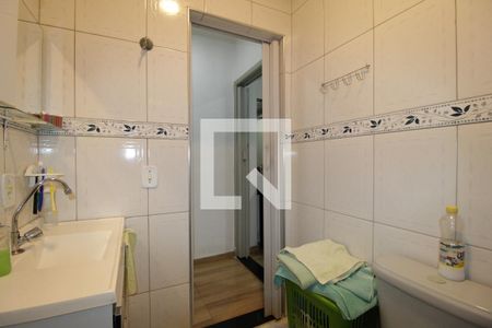 Casa à venda com 140m², 2 quartos e 2 vagasBanheiro