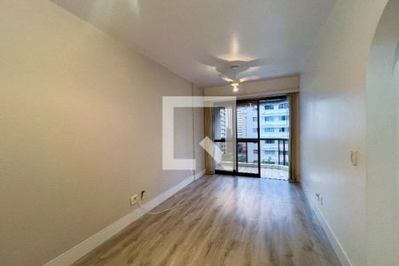 Sala de apartamento para alugar com 1 quarto, 41m² em Indianópolis, São Paulo
