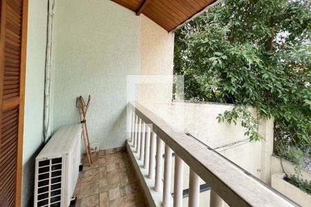 Casa à venda com 230m², 3 quartos e 1 vagaSacada